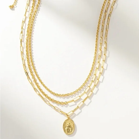 Three’s Company Necklace - NWT - Picture 1 of 4